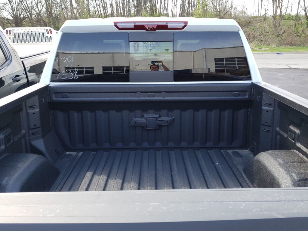 New 2026 Chevrolet Silverado 1500 High Country AWD/4WD image 4