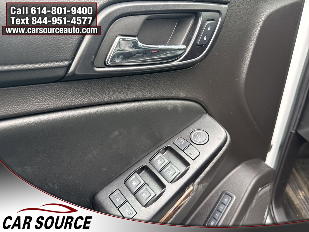 Used 2017 Chevrolet Suburban LT image 18