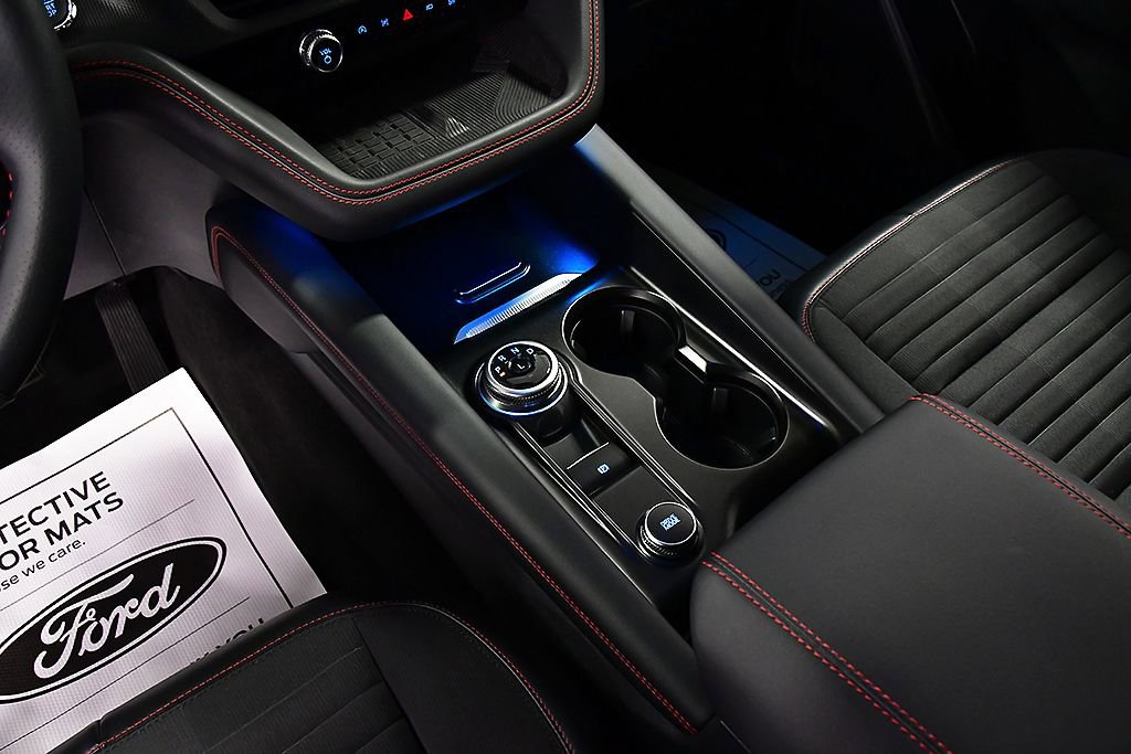 Used 2025 Ford Explorer ST-Line w/ Premium Package image 22