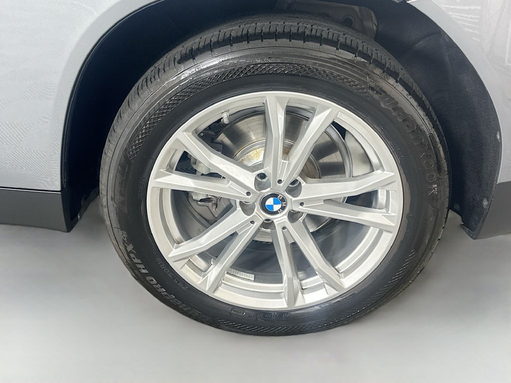 Used 2025 BMW X3 xDrive30i w/ Convenience Package AWD/4WD image 31