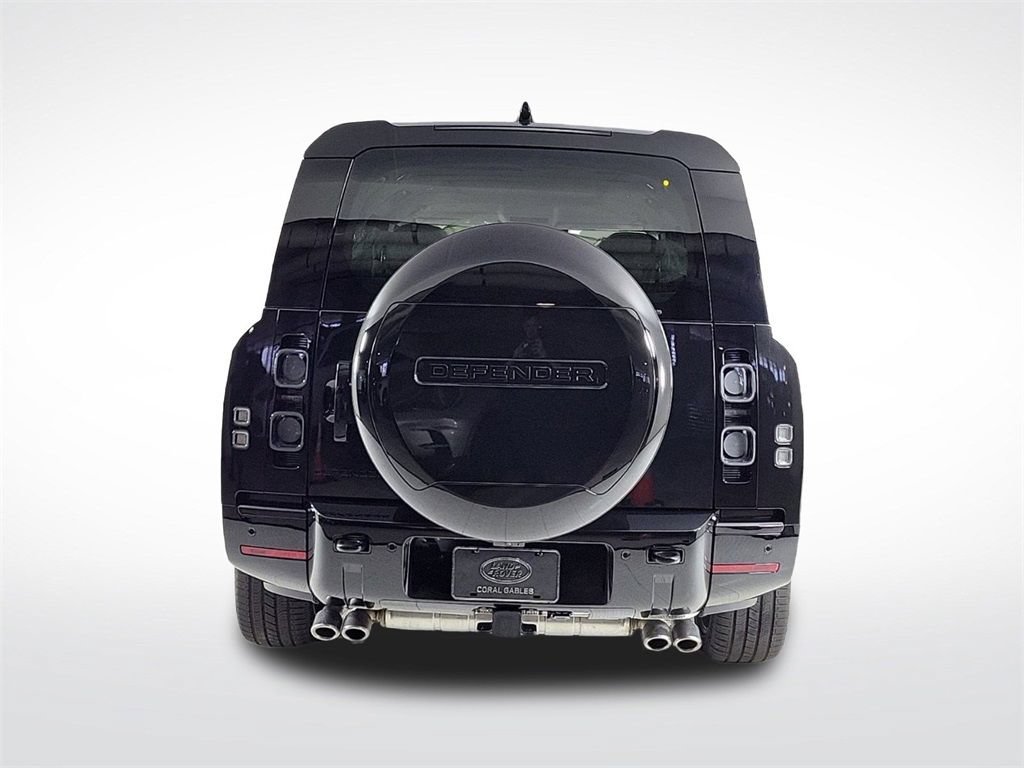 New 2025 Land Rover Defender 130 V8 AWD/4WD image 4