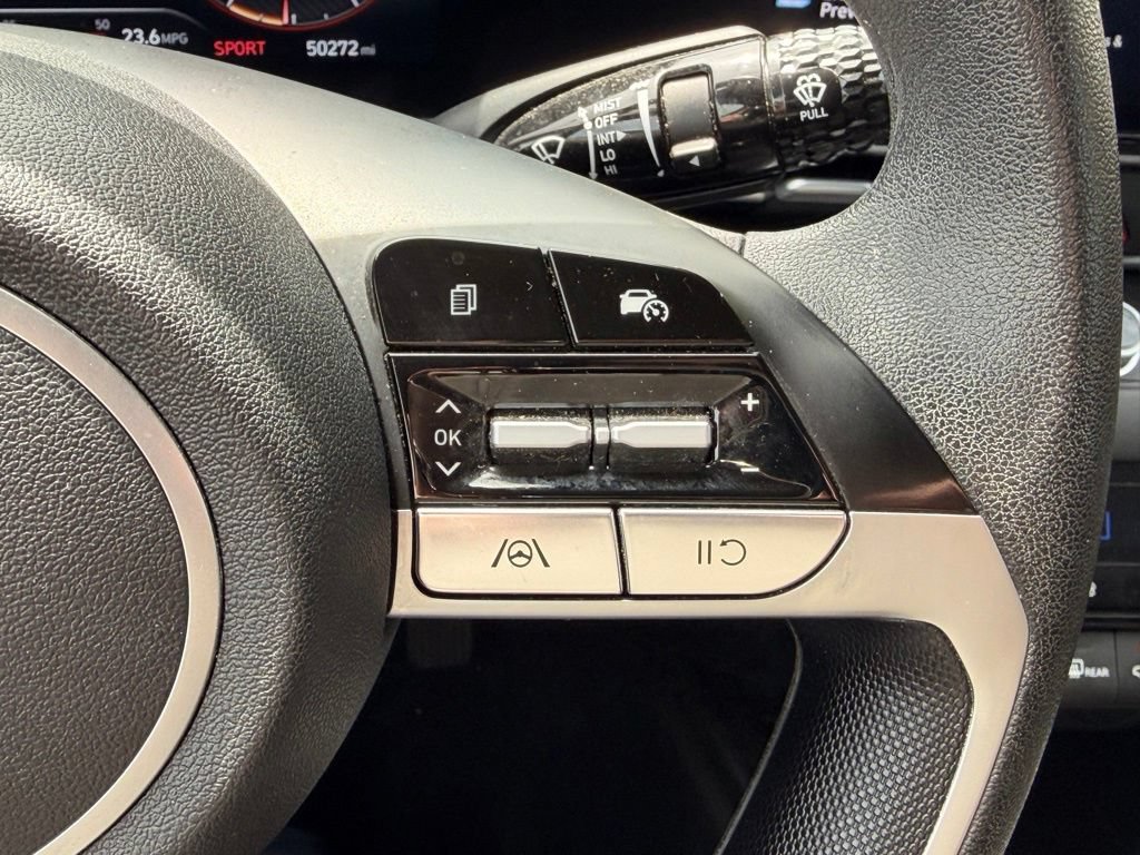 Used 2024 Hyundai Elantra SEL FWD image 23