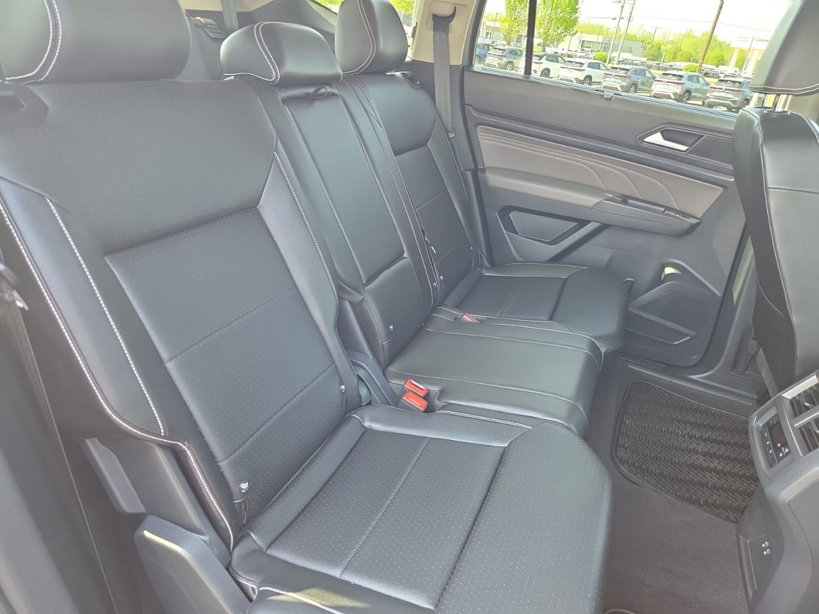 Used 2023 Volkswagen Atlas SE AWD/4WD image 21