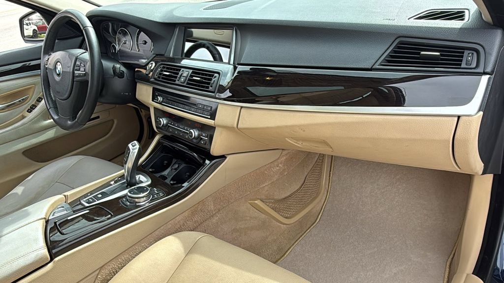 Used 2014 BMW 528i Sedan RWD image 43
