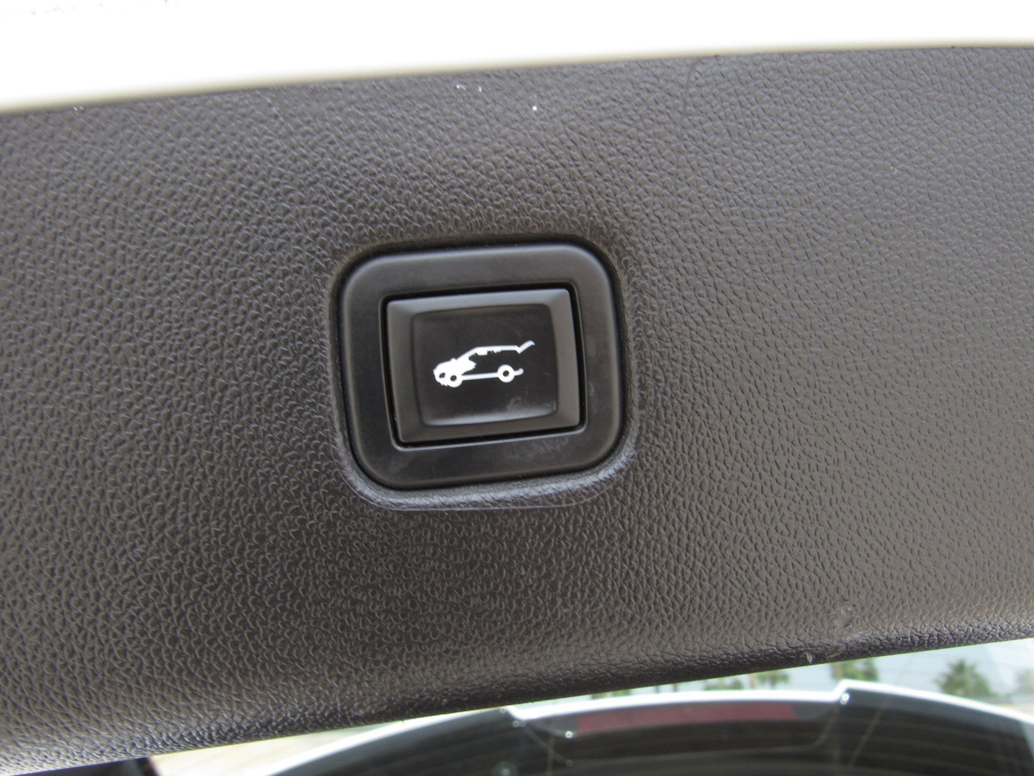 Used 2020 Chevrolet Blazer LT image 13