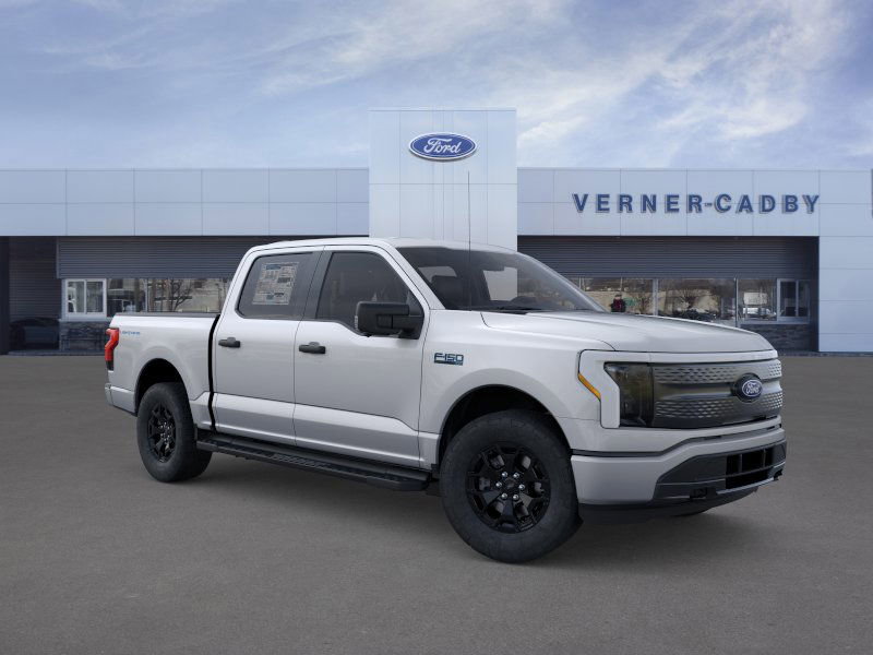 New 2025 Ford F150 Lightning XLT w/ Max Trailer Tow Package image 7