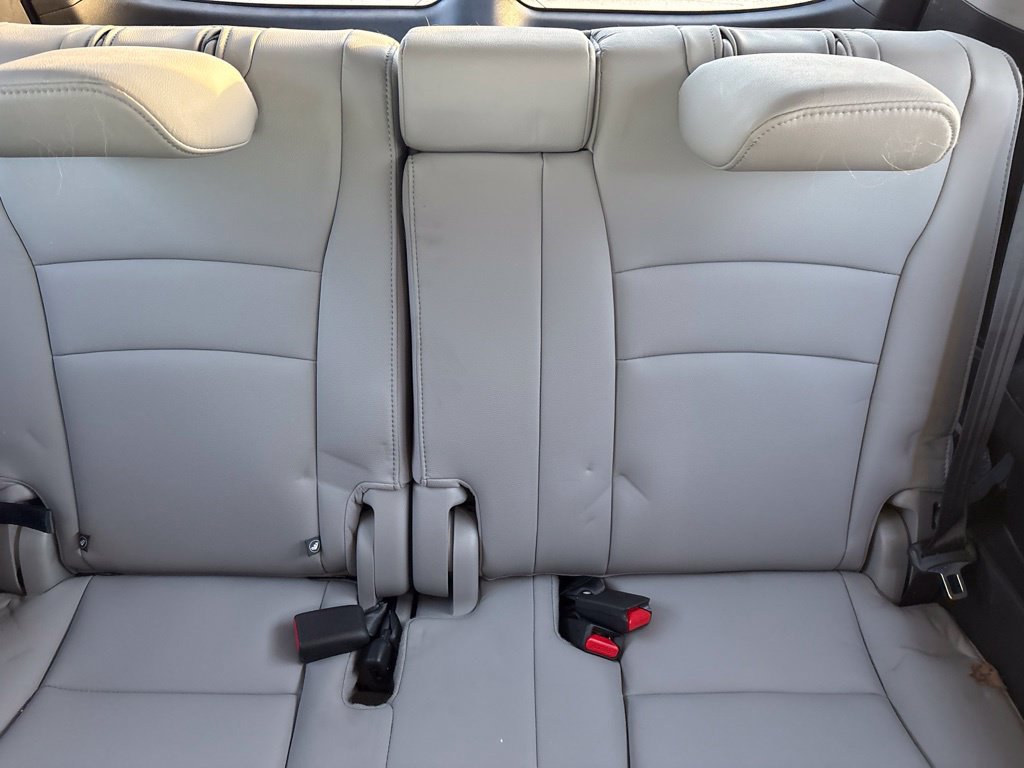Used 2017 Honda Pilot Touring image 15