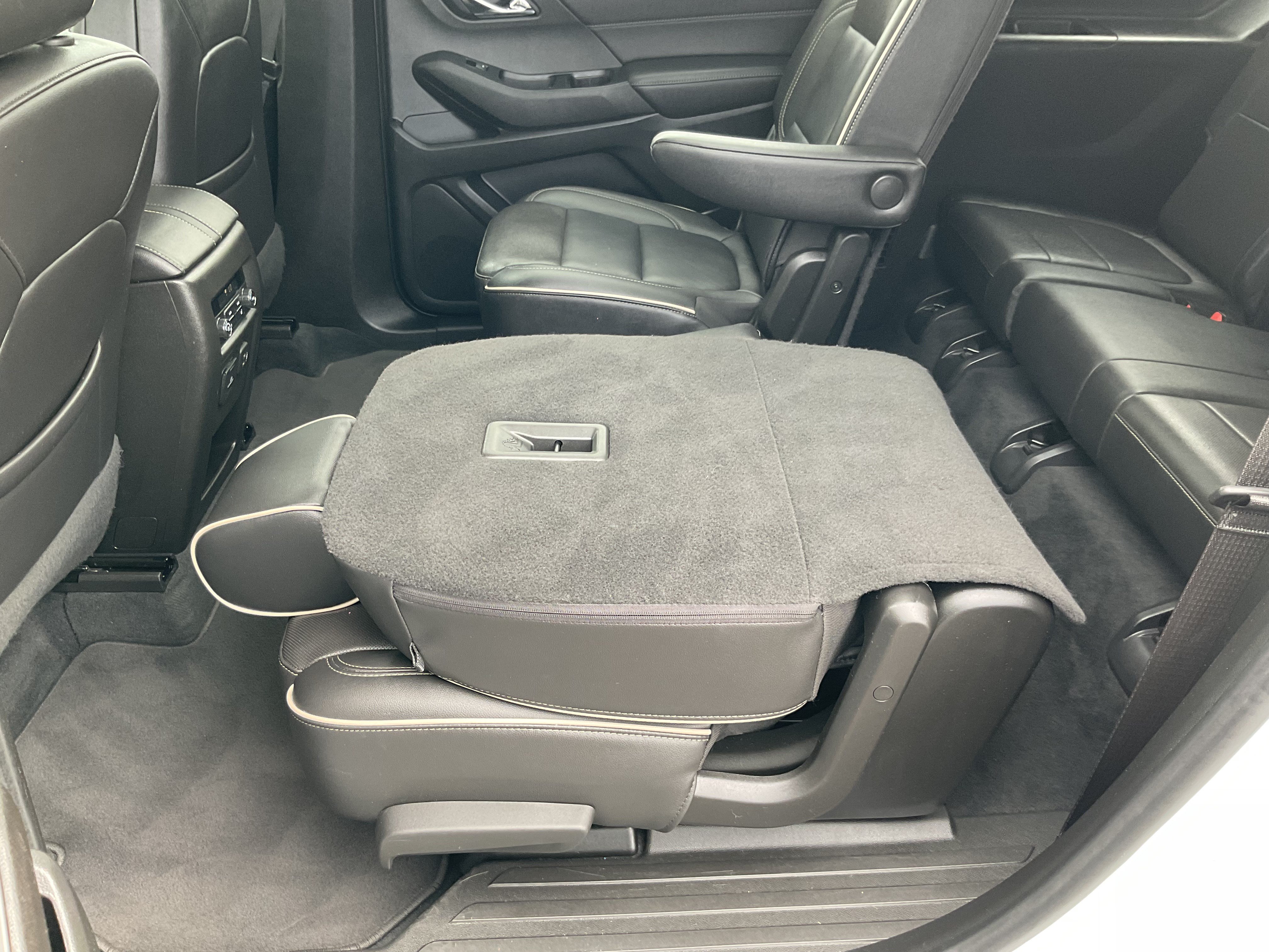Used 2023 Chevrolet Traverse Premier w/ Redline Edition AWD/4WD image 47
