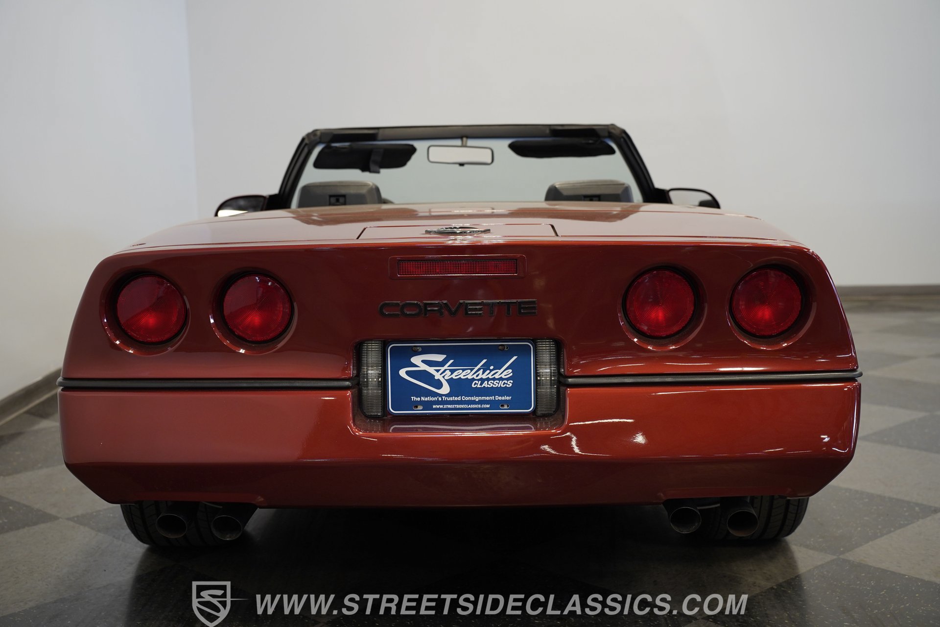 Used 1987 Chevrolet Corvette Convertible RWD image 11