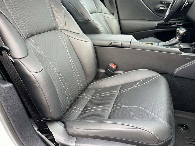 Certified 2024 Lexus ES 350 Ultra Luxury w/ Accessory Package (Z2) image 26