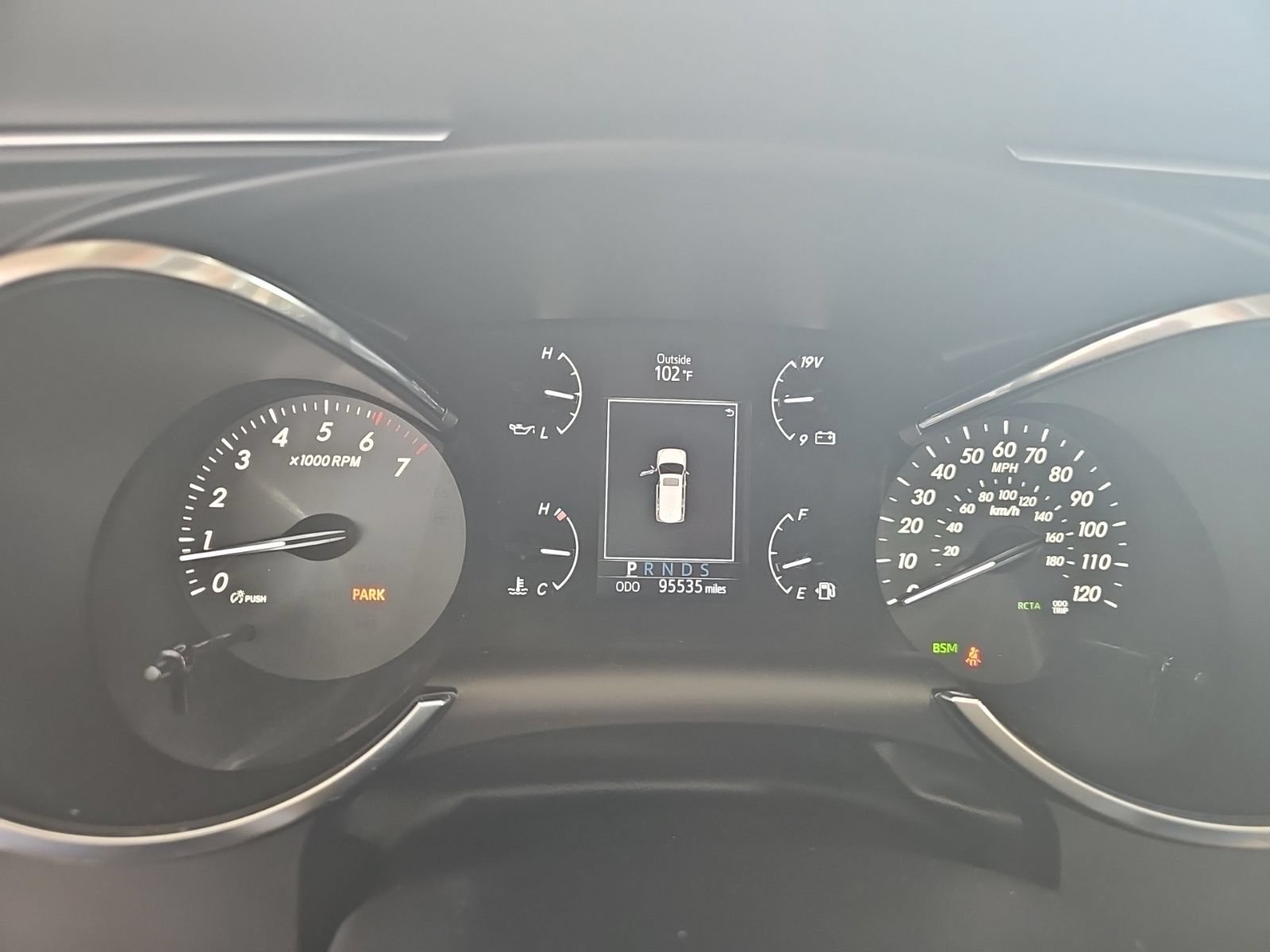 Used 2019 Toyota Sequoia Limited w/ Safety & Convenience Package RWD image 7