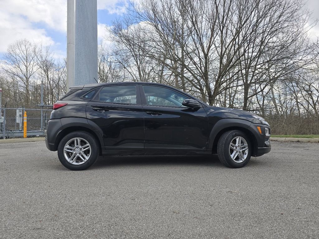 Used 2021 Hyundai Kona SE image 15
