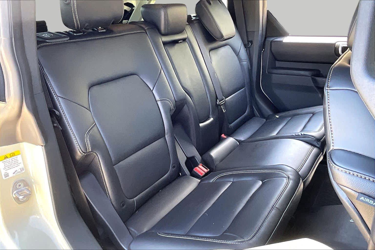 Used 2025 Ford Bronco Badlands AWD/4WD image 20