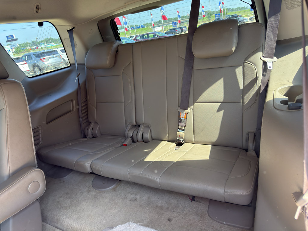 Used 2018 Chevrolet Tahoe Premier AWD/4WD image 16