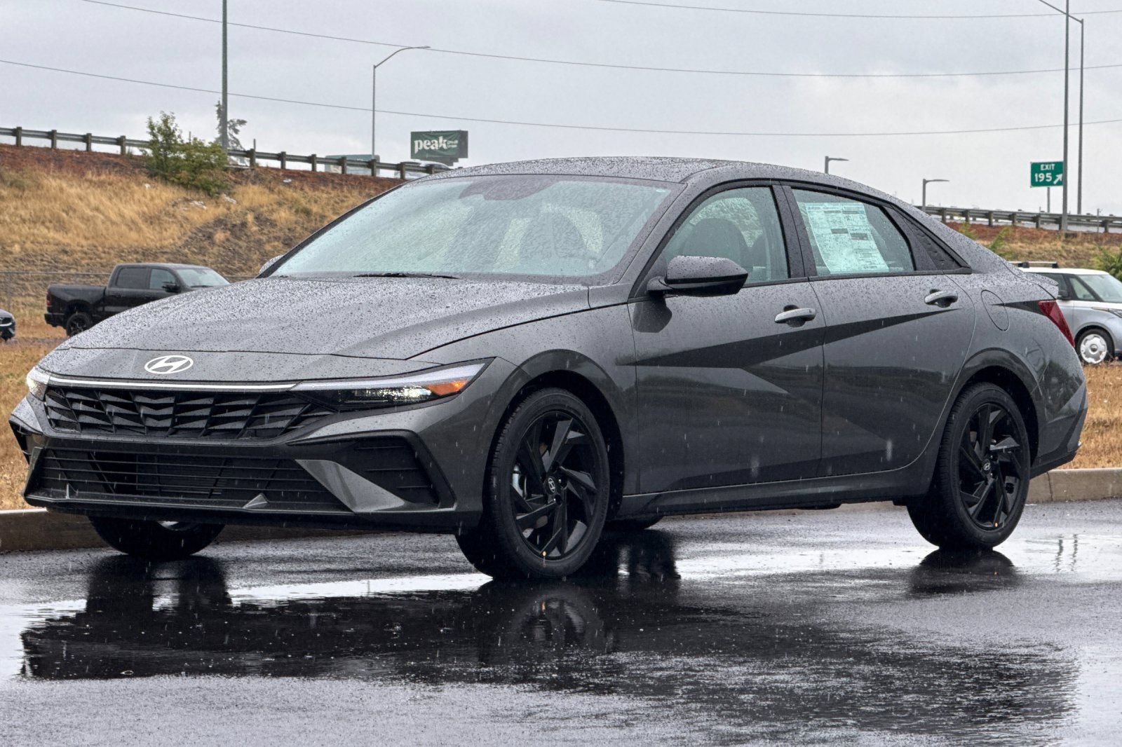 New 2026 Hyundai Elantra SEL Sport FWD image 7