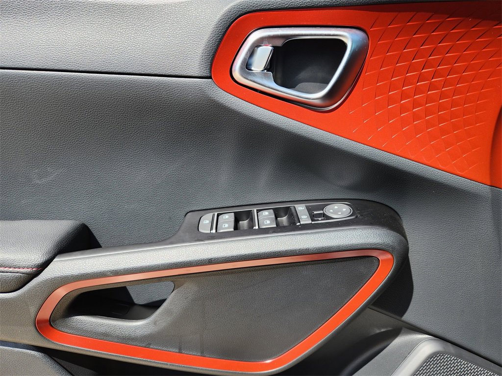 New 2025 Kia Soul GT-Line image 17