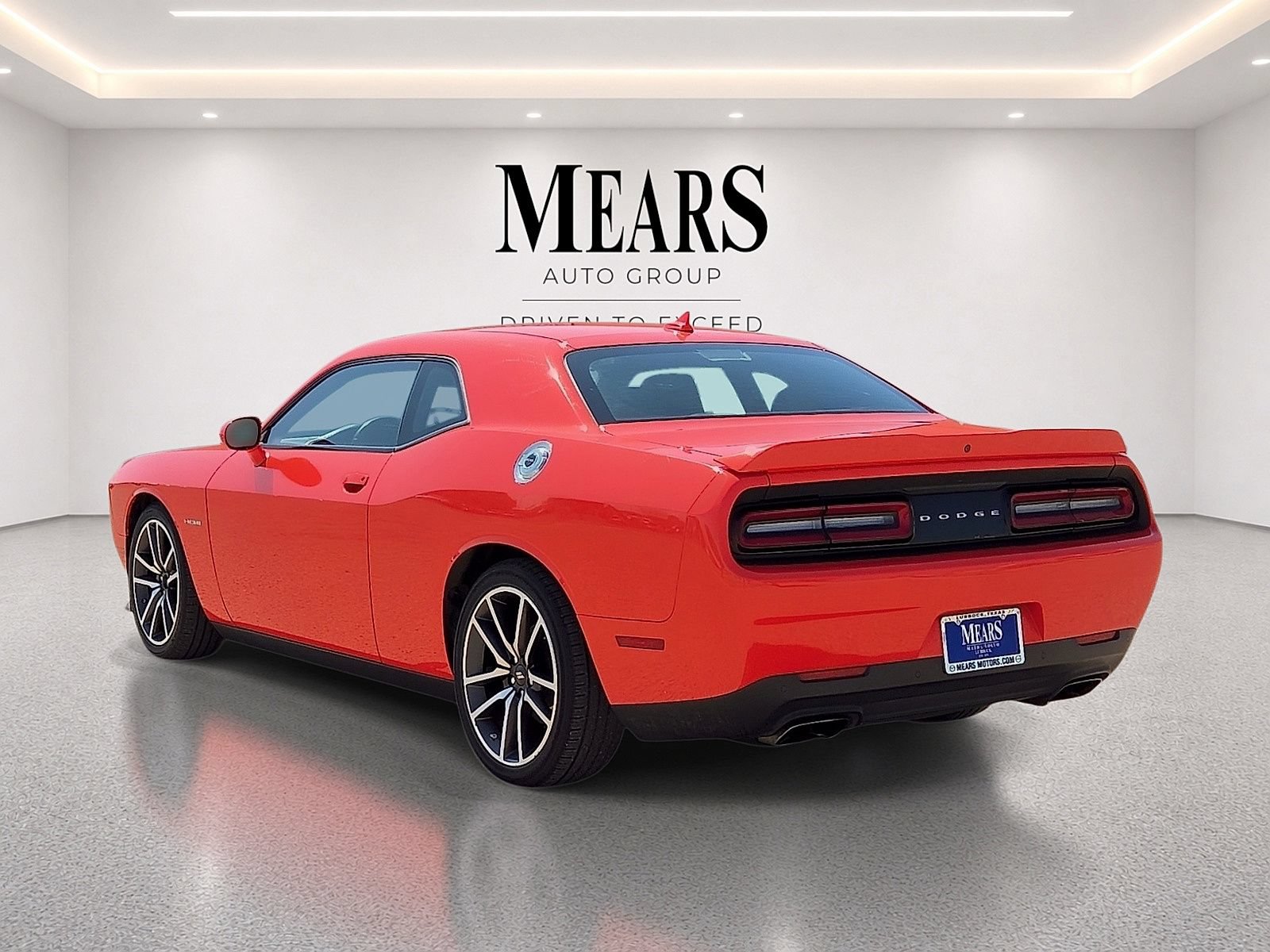 Used 2022 Dodge Challenger R/T w/ Plus Package RWD image 3