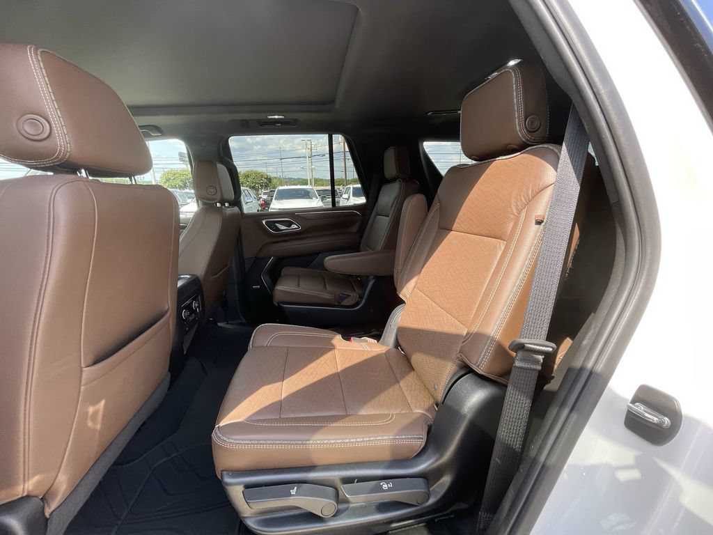 Certified 2022 Chevrolet Tahoe High Country AWD/4WD image 26