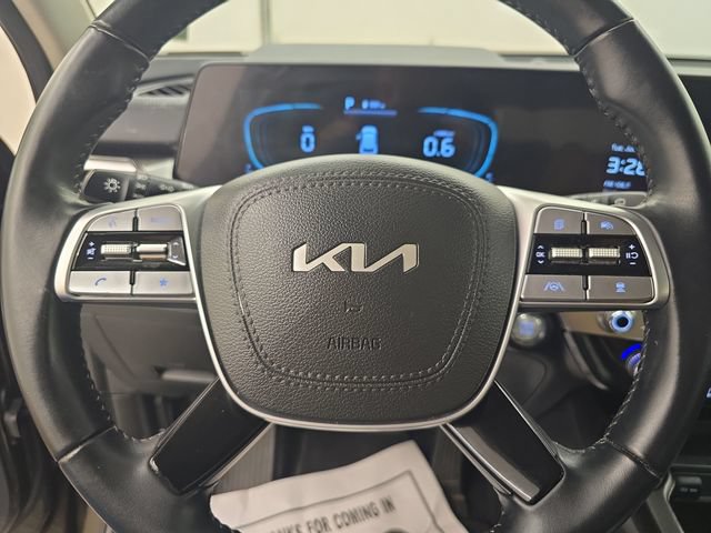 Used 2025 Kia Telluride S AWD/4WD image 32
