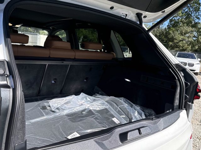 New 2026 BMW X5 M60i AWD/4WD image 11