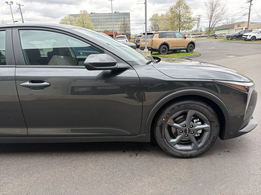 New 2026 Kia K4 LXS image 6