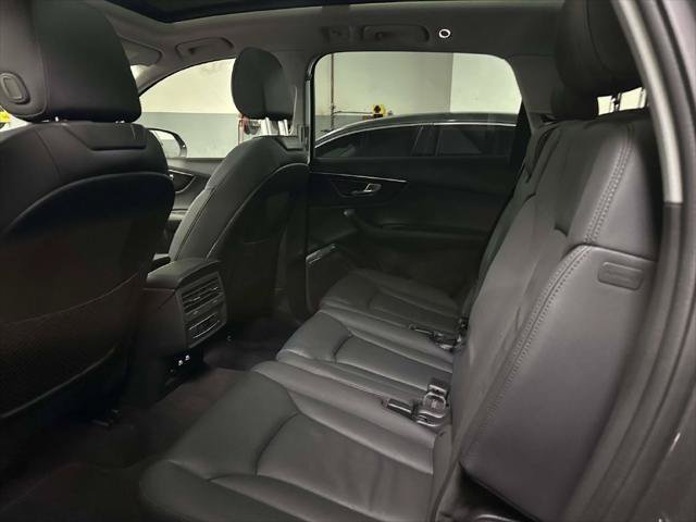 Used 2023 Audi Q7 3.0T Premium w/ Convenience Package AWD/4WD image 13