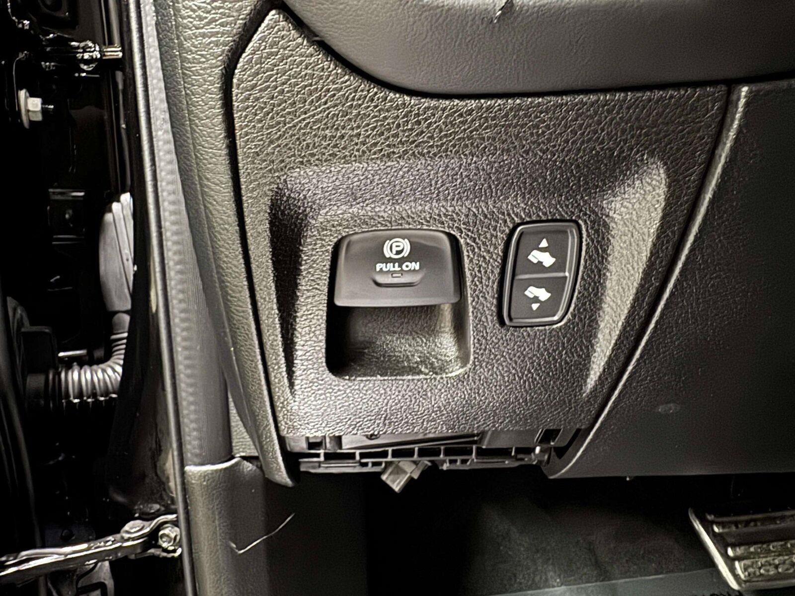 Used 2022 RAM 1500 TRX w/ TRX Level 2 Equipment Group AWD/4WD image 32