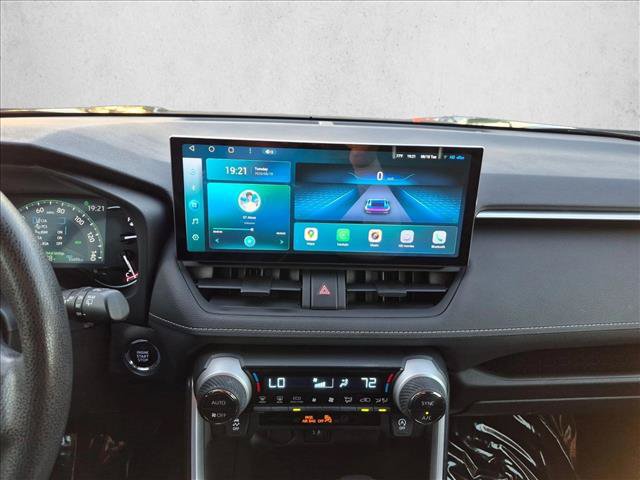 Used 2023 Toyota RAV4 XLE FWD image 13