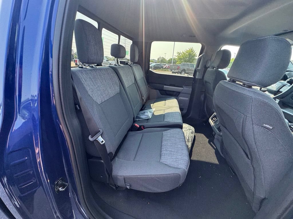 New 2026 Ford F350 XLT w/ XLT Premium Package AWD/4WD image 23