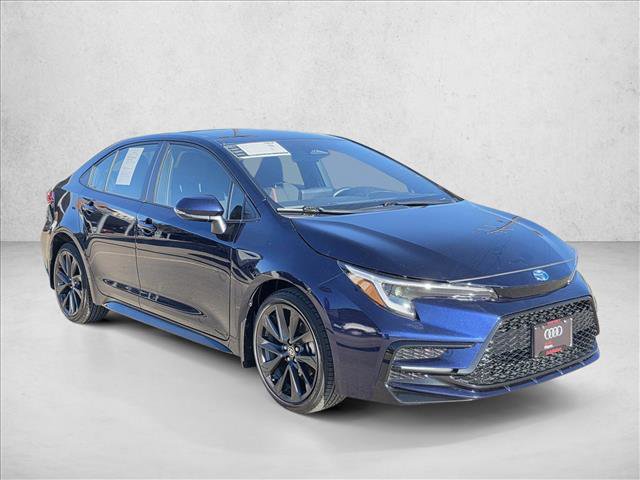 Used 2023 Toyota Corolla SE image 3