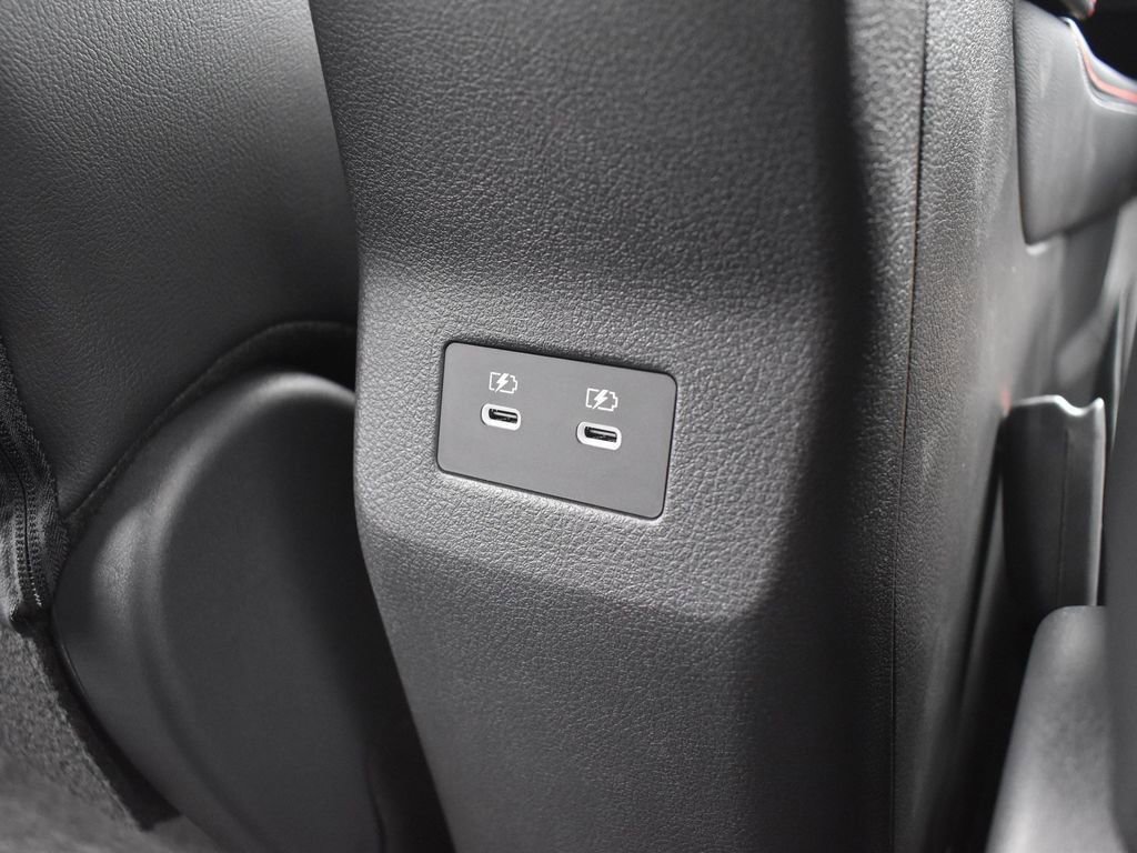 New 2026 Nissan Kicks SR w/ Illumination Package FWD image 21
