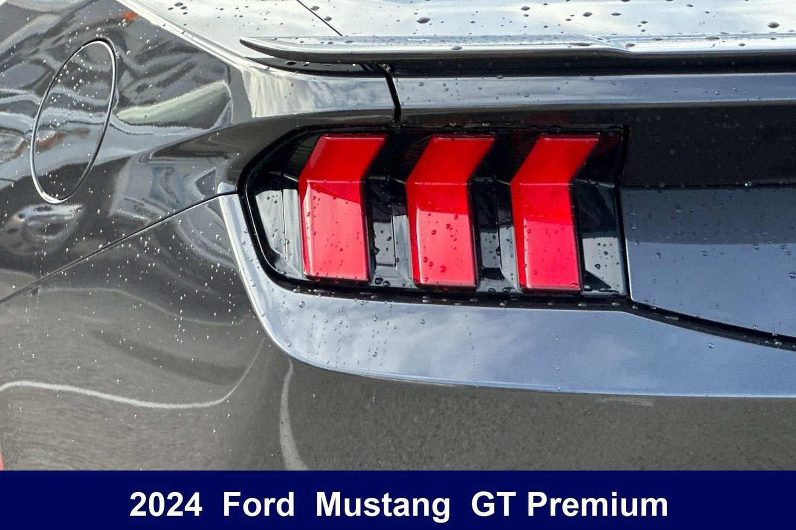 Used 2024 Ford Mustang GT Premium RWD image 38