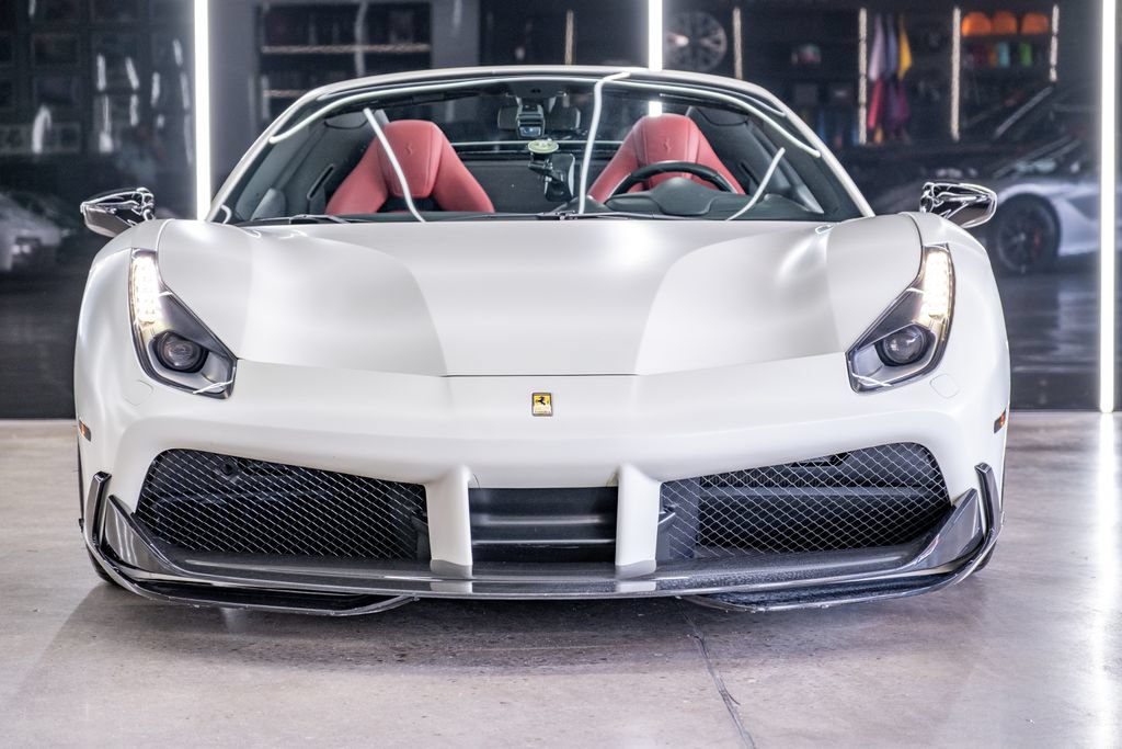Used 2018 Ferrari 488 Spider RWD image 5