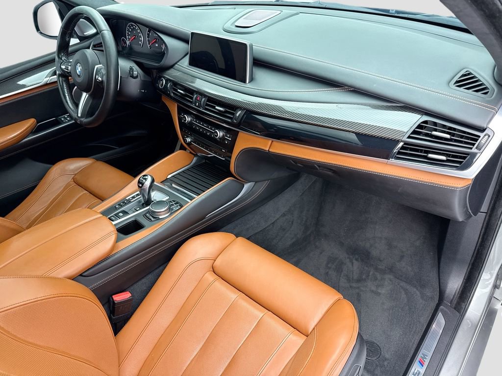 Used 2017 BMW X5 M image 16
