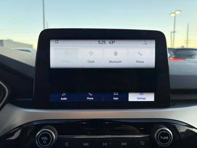 Used 2022 Ford Escape SEL image 16