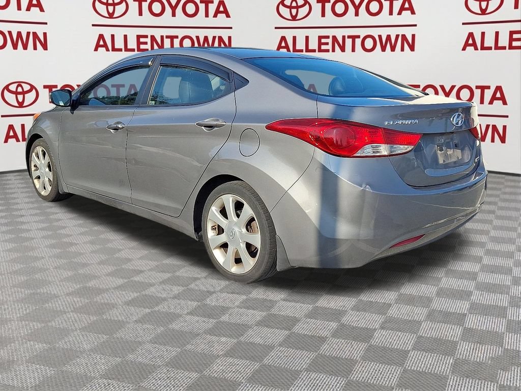 Used 2013 Hyundai Elantra Limited w/ Technology Pkg FWD image 4