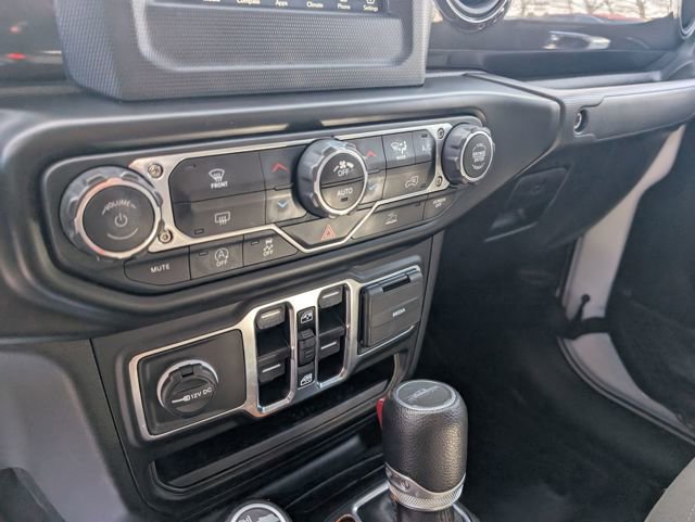 Used 2022 Jeep Gladiator Sport AWD/4WD image 20