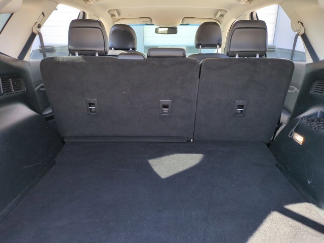 Used 2019 Ford Edge Titanium FWD image 6