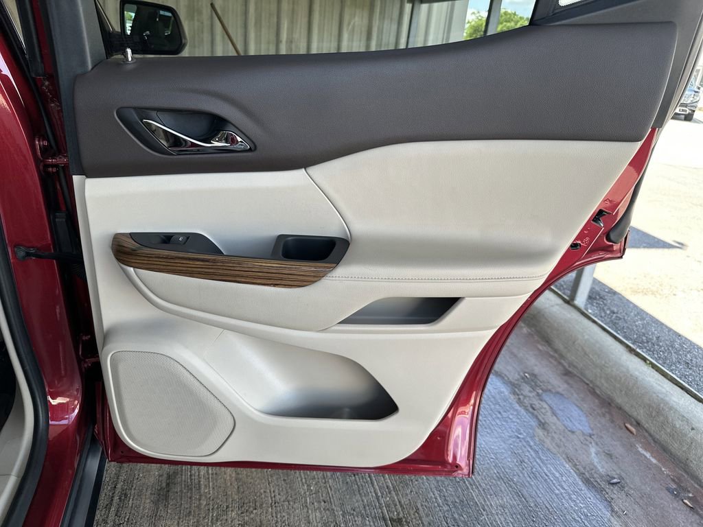 Used 2019 GMC Acadia Denali w/ Technology Package image 35