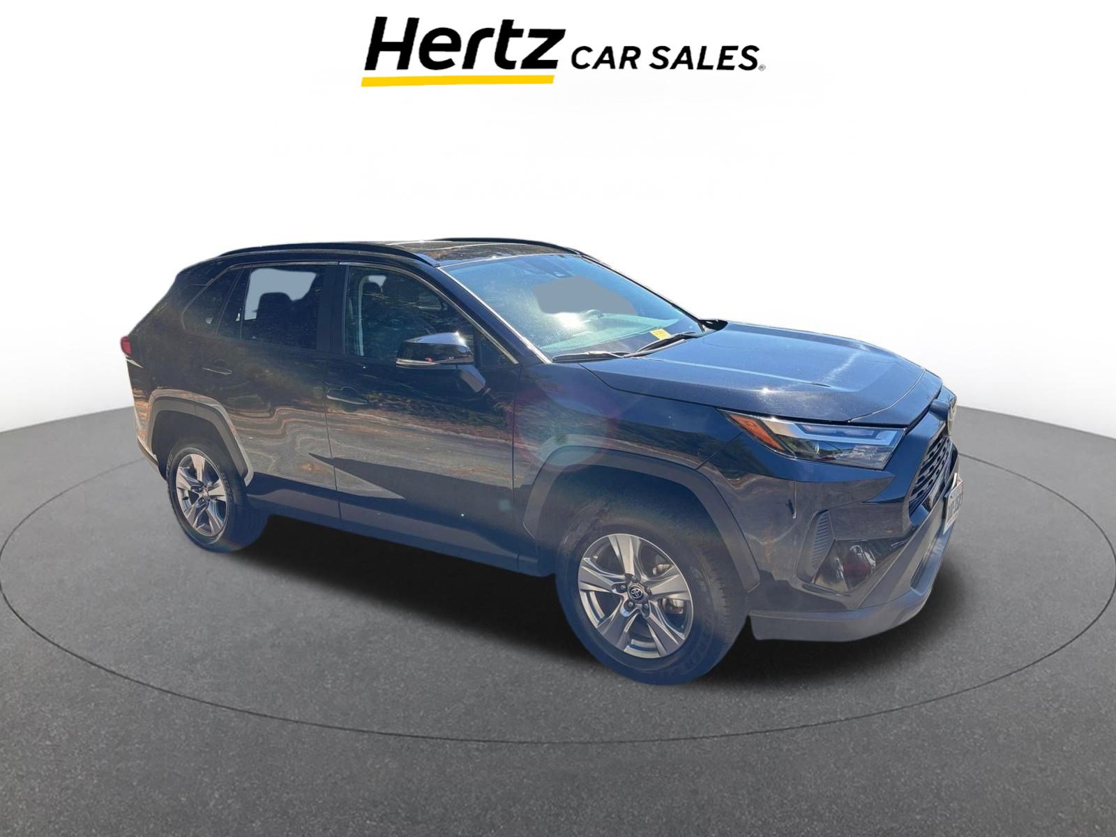 Used 2025 Toyota RAV4 XLE image 1