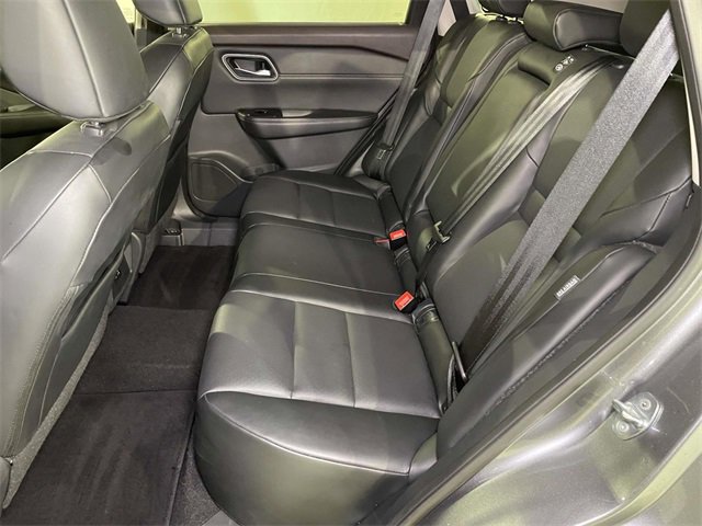 Used 2021 Nissan Rogue SV w/ Premium Package image 19