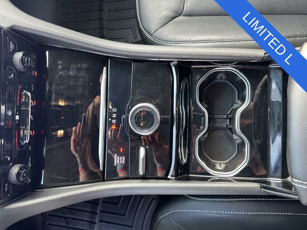 Used 2022 Jeep Grand Cherokee L Limited image 17