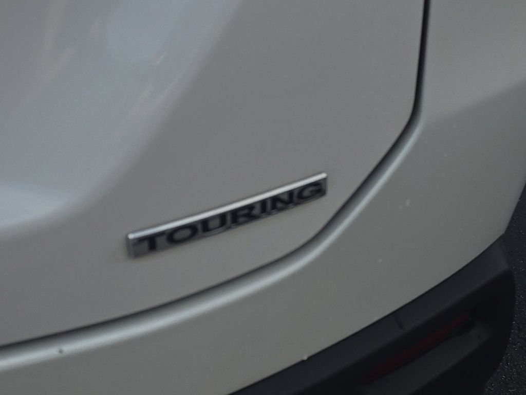 Certified 2025 Honda Pilot Touring image 8