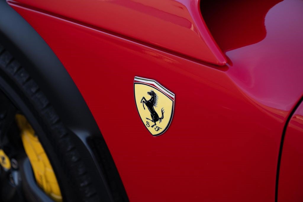 Used 2025 Ferrari Purosangue AWD/4WD image 17