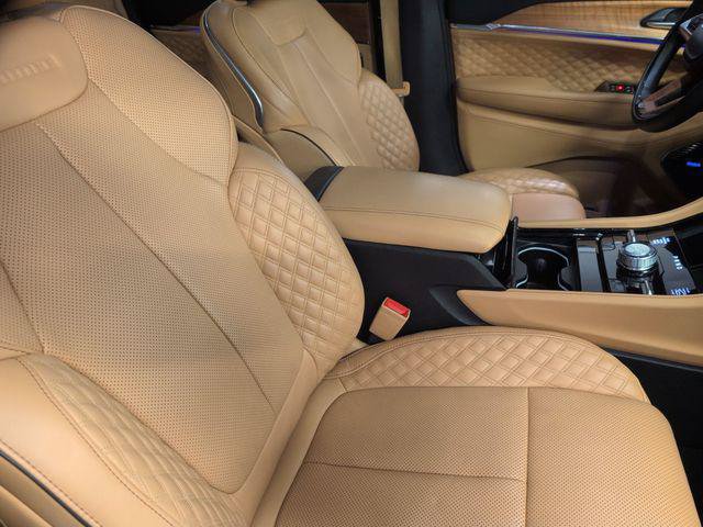 Certified 2024 Jeep Grand Cherokee Summit AWD/4WD image 20