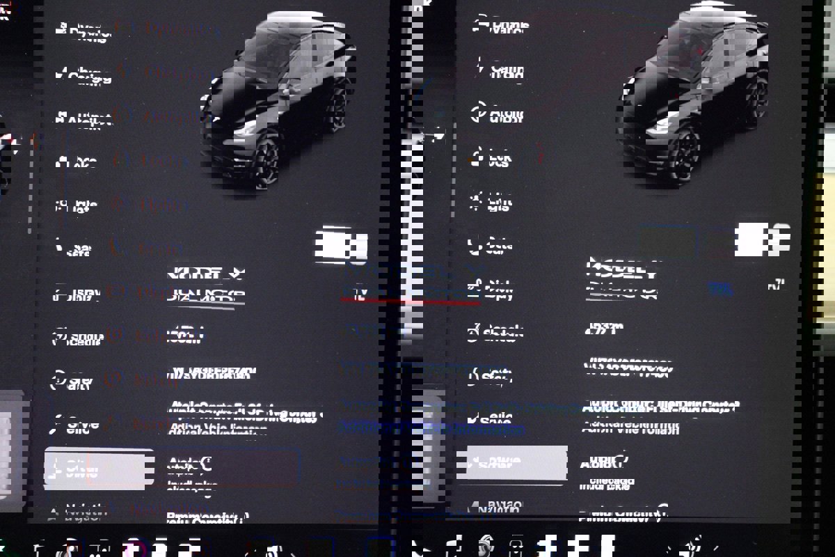 Used 2023 Tesla Model Y Performance image 14