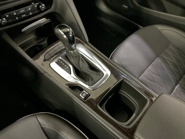 Used 2020 Buick Regal Avenir FWD image 15
