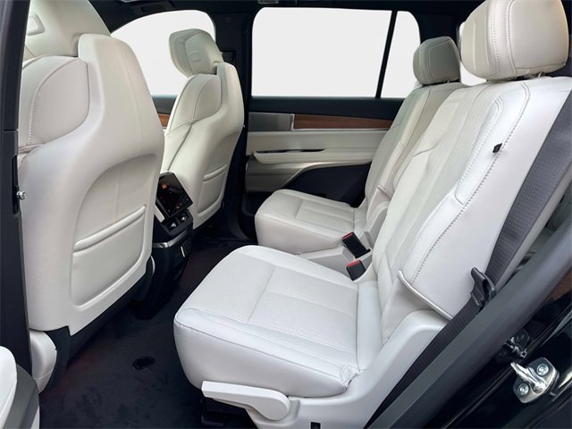 New 2026 Cadillac Vistiq Sport image 15