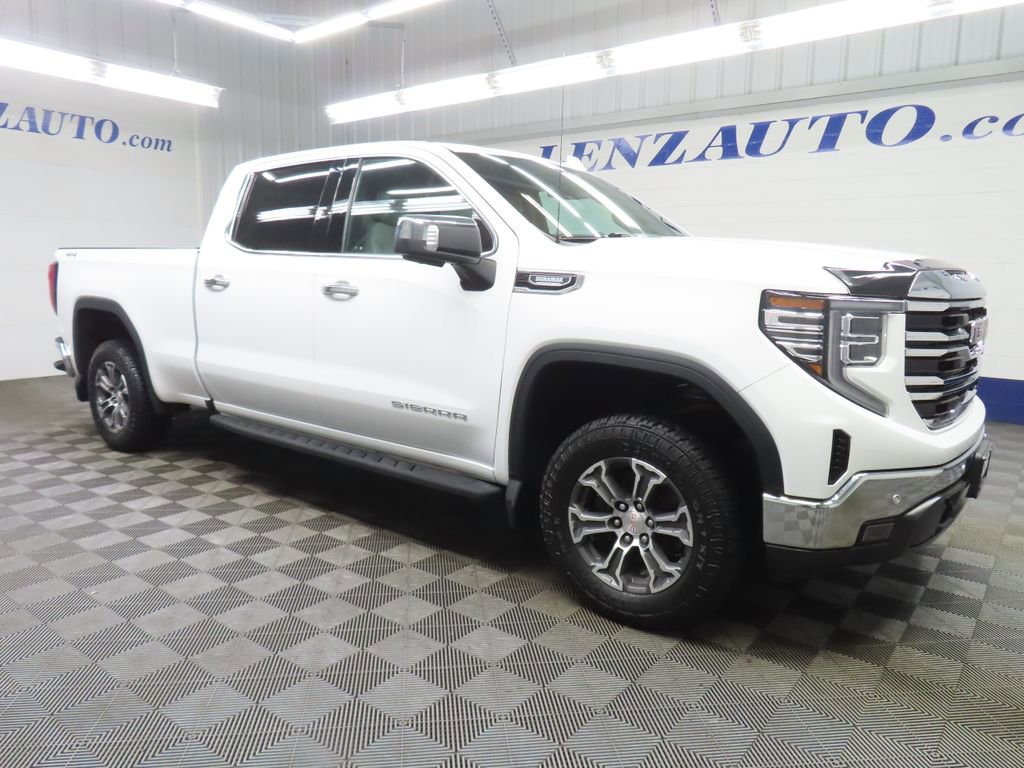 Used 2023 GMC Sierra 1500 SLT w/ SLT Convenience Package AWD/4WD image 3