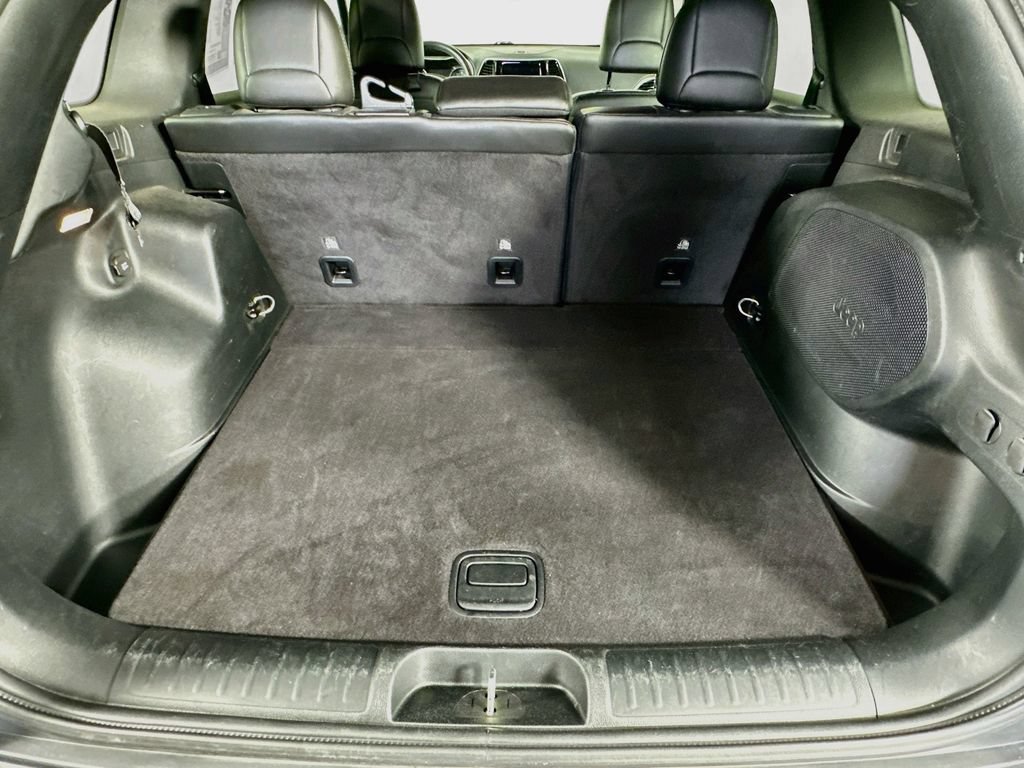 Certified 2020 Jeep Cherokee Limited AWD/4WD image 35